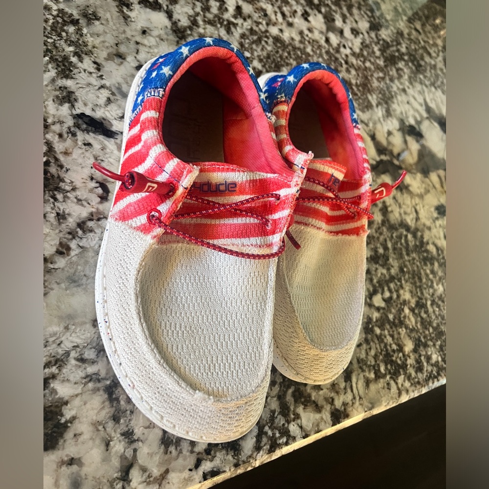 Red white and blue hey dudes